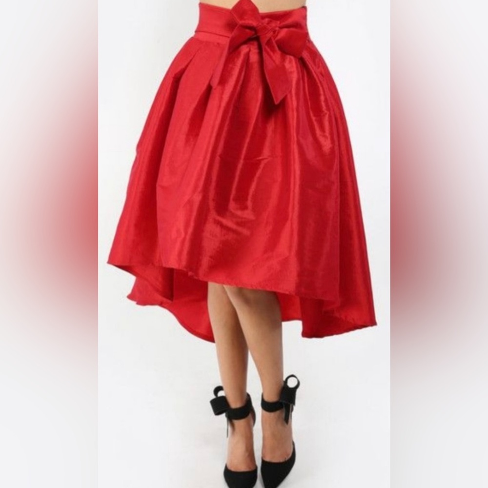 BOWKNOT ASYMMETRIC WATERFALL SKIRT IN RED SIZE SMALL